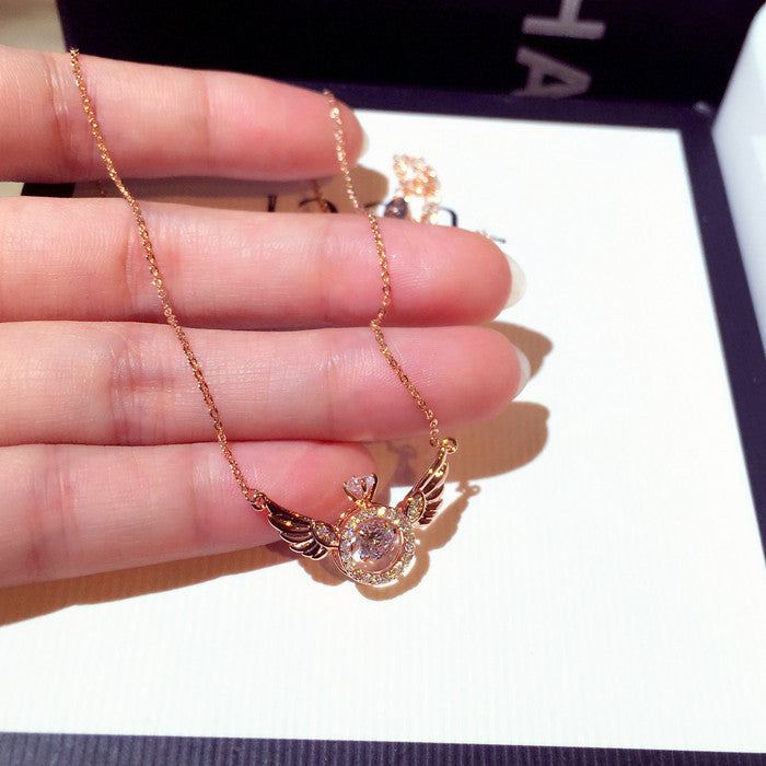 Collier Ange Élégant