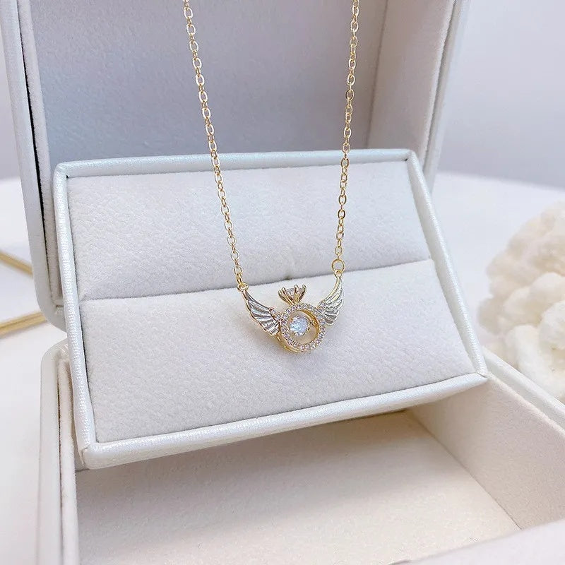 Collier Ange Élégant