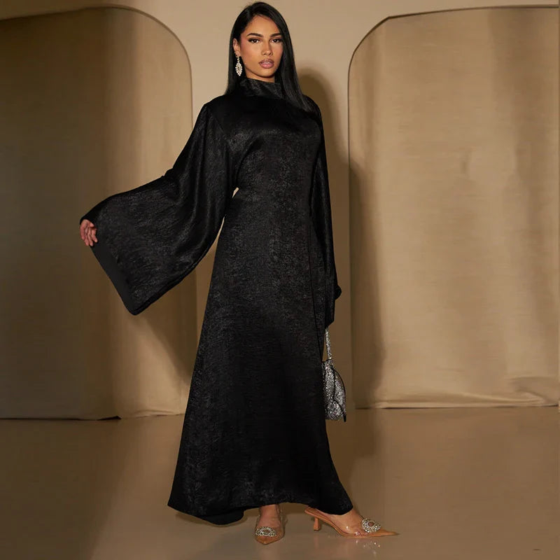 Robe Élégante à Manches Longues et Évasées de ZaloraStyle