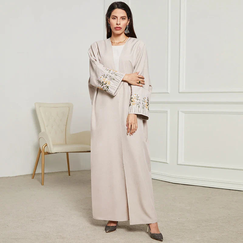 Élégante Abaya ZaloraStyle à Broderie Florale