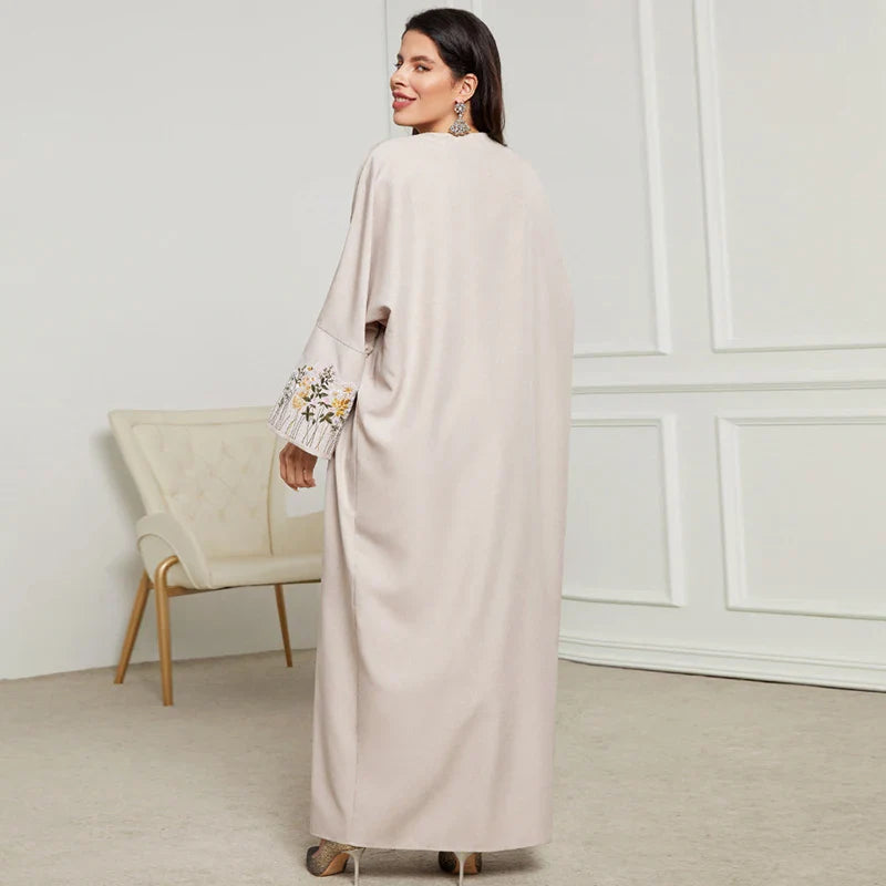 Élégante Abaya ZaloraStyle à Broderie Florale