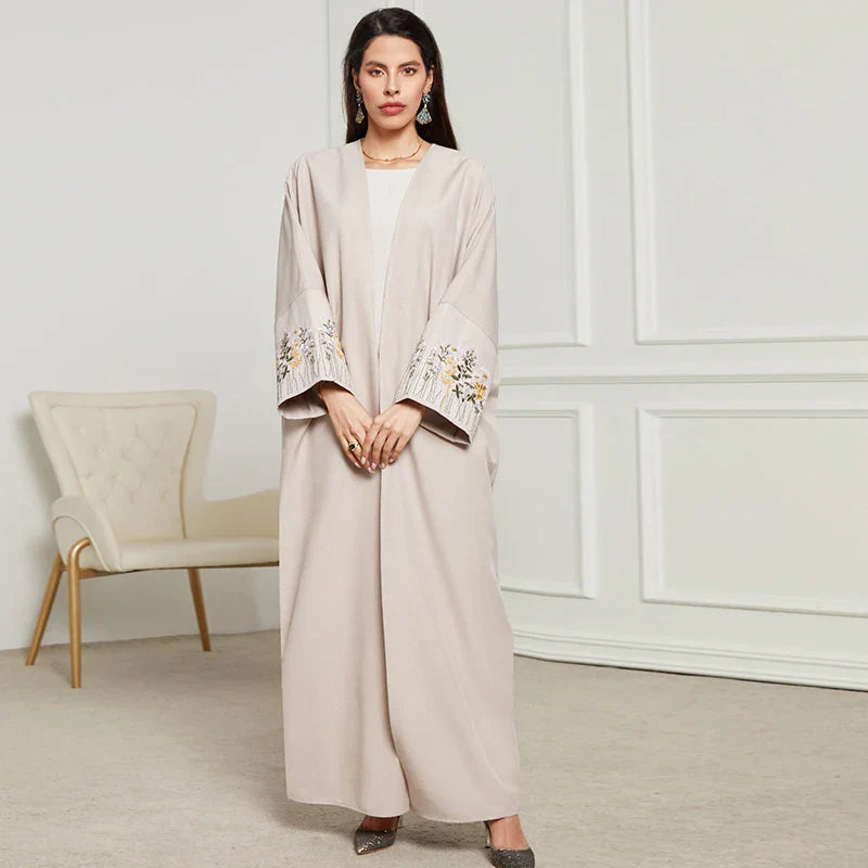 Élégante Abaya ZaloraStyle à Broderie Florale